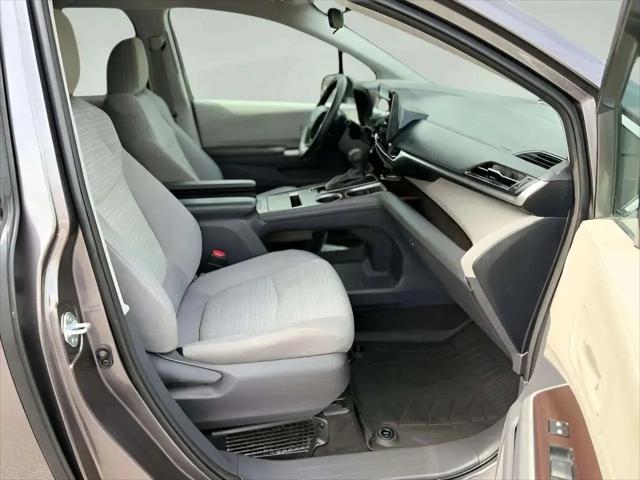 2021 Toyota Sienna LE