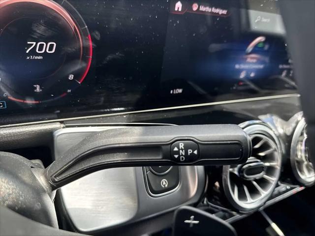 2022 Mercedes-Benz GLB GLB 250