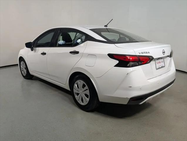 2021 Nissan Versa S Xtronic CVT