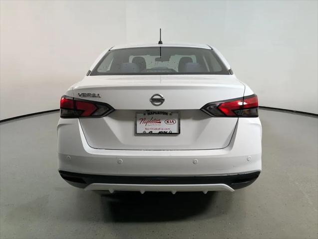 2021 Nissan Versa S Xtronic CVT