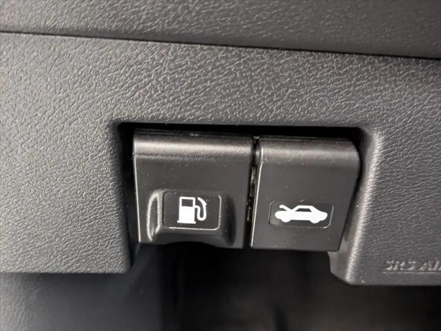 2021 Nissan Versa S Xtronic CVT
