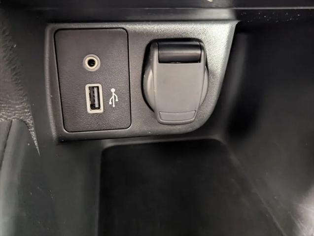 2021 Nissan Versa S Xtronic CVT