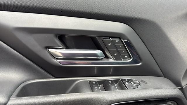 2025 Chevrolet Silverado EV RST