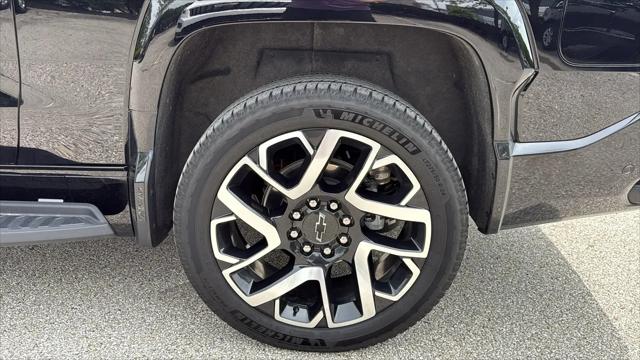 2025 Chevrolet Silverado EV RST
