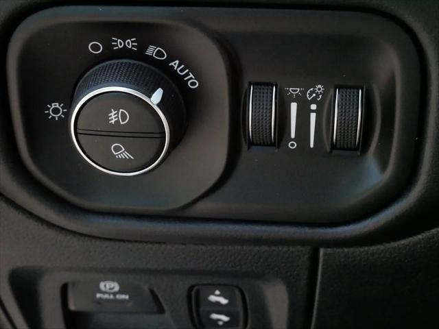 2024 Ram 1500 Limited Crew Cab 4x4 5'7" Box