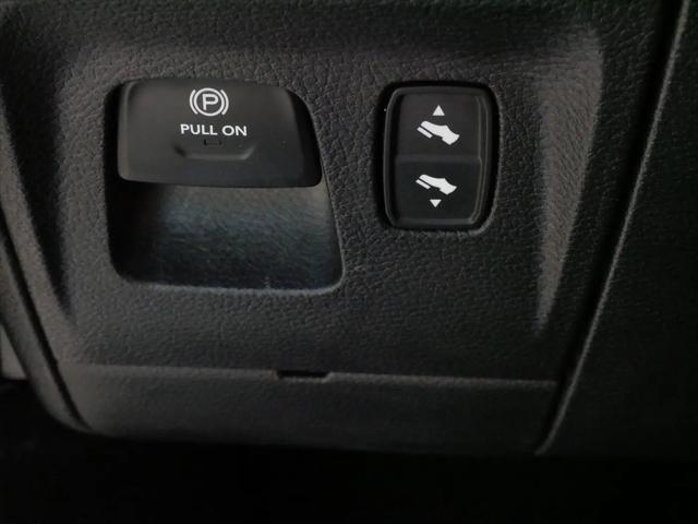 2024 Ram 1500 Limited Crew Cab 4x4 5'7" Box