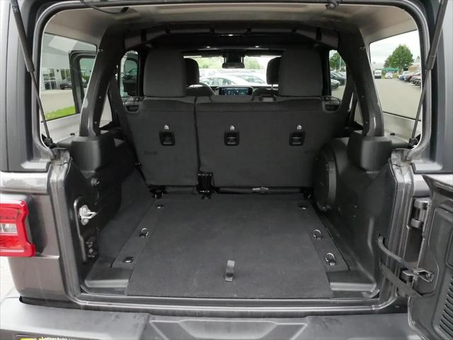 2025 Jeep Wrangler 4-Door Summit 4x4