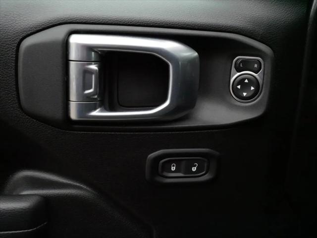 2025 Jeep Wrangler 4-Door Summit 4x4