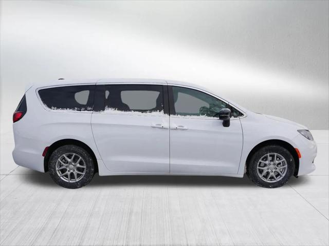 2026 Chrysler Voyager LX