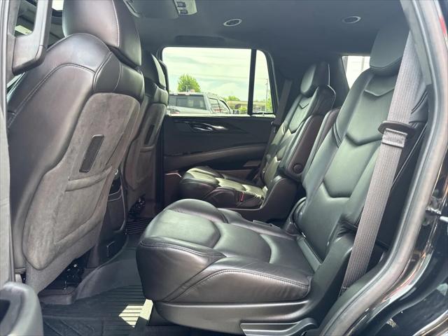 2020 Cadillac Escalade Platinum