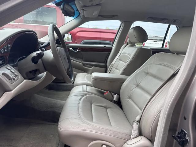2000 Cadillac DeVille Standard