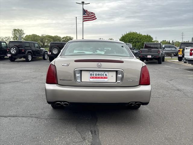 2000 Cadillac DeVille Standard