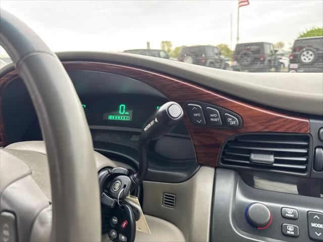 2000 Cadillac DeVille Standard