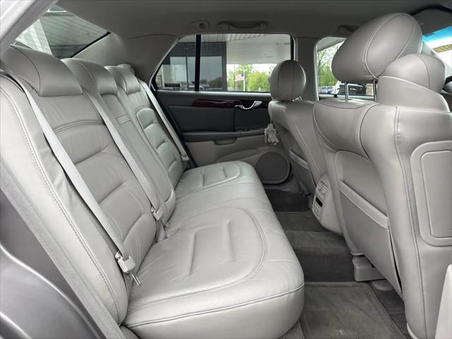2000 Cadillac DeVille Standard
