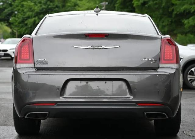 2017 Chrysler 300 300S AWD