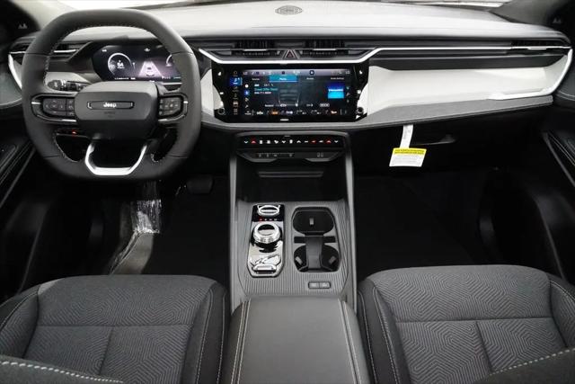 2026 Jeep Cherokee Laredo 4x4