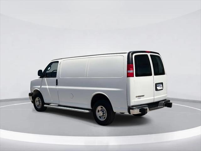 2024 Chevrolet Express Cargo Van RWD 2500 Regular Wheelbase WT