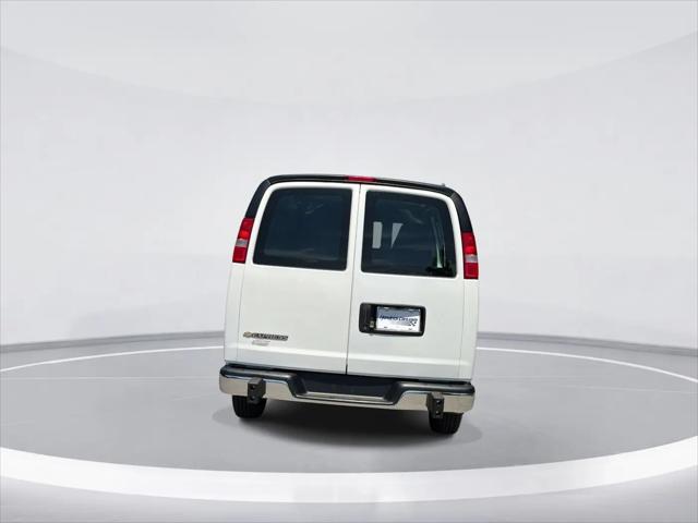 2024 Chevrolet Express Cargo Van RWD 2500 Regular Wheelbase WT