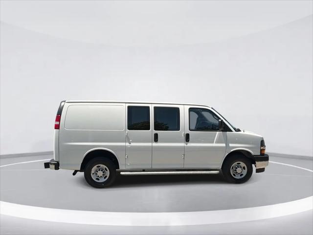 2024 Chevrolet Express Cargo Van RWD 2500 Regular Wheelbase WT