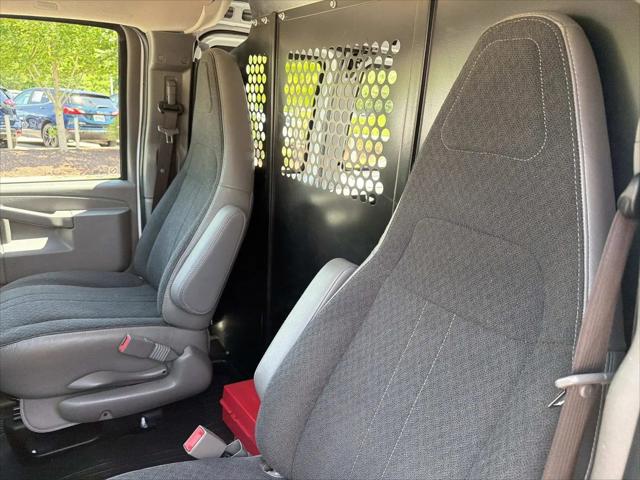 2024 Chevrolet Express Cargo Van RWD 2500 Regular Wheelbase WT