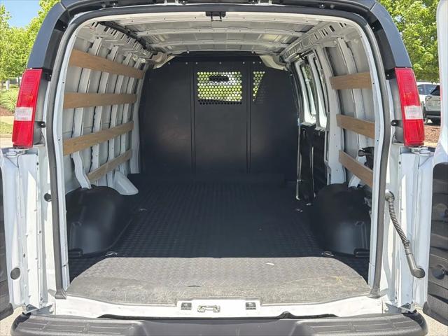 2024 Chevrolet Express Cargo Van RWD 2500 Regular Wheelbase WT