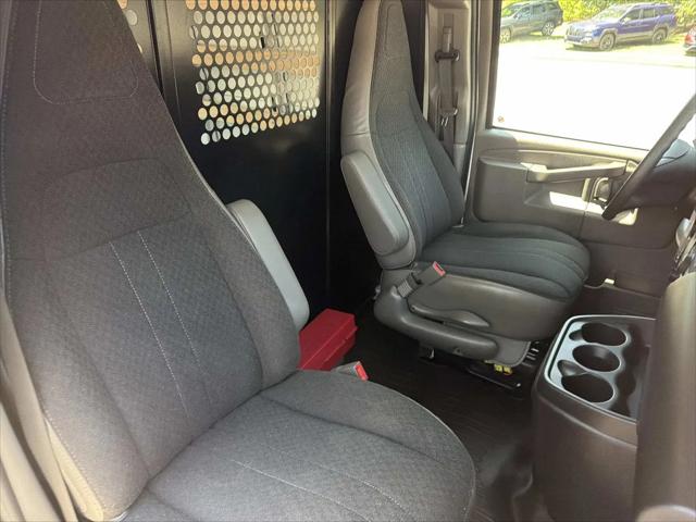 2024 Chevrolet Express Cargo Van RWD 2500 Regular Wheelbase WT