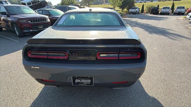 2023 Dodge Challenger SXT