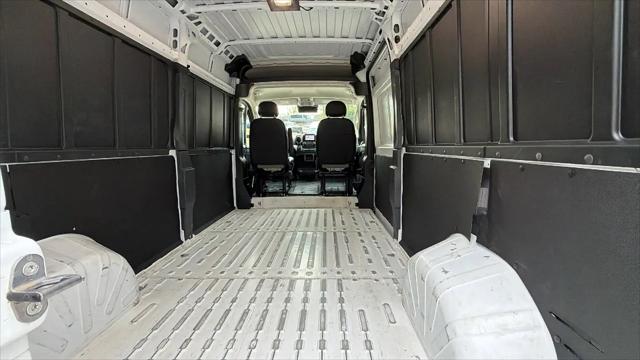2024 Ram ProMaster 2500 Cargo Van Tradesman High Roof 159" WB w/Pass Seat
