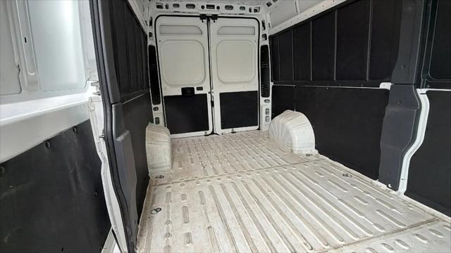 2024 Ram ProMaster 2500 Cargo Van Tradesman High Roof 159" WB w/Pass Seat