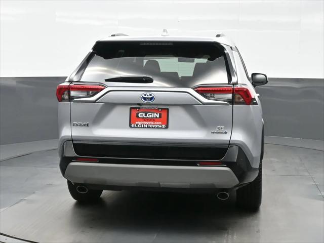 2024 Toyota RAV4 Hybrid SE