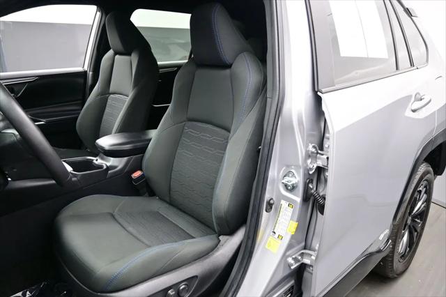 2024 Toyota RAV4 Hybrid SE