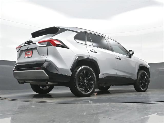 2024 Toyota RAV4 Hybrid SE