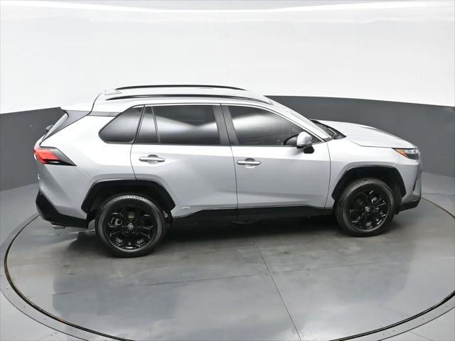 2024 Toyota RAV4 Hybrid SE