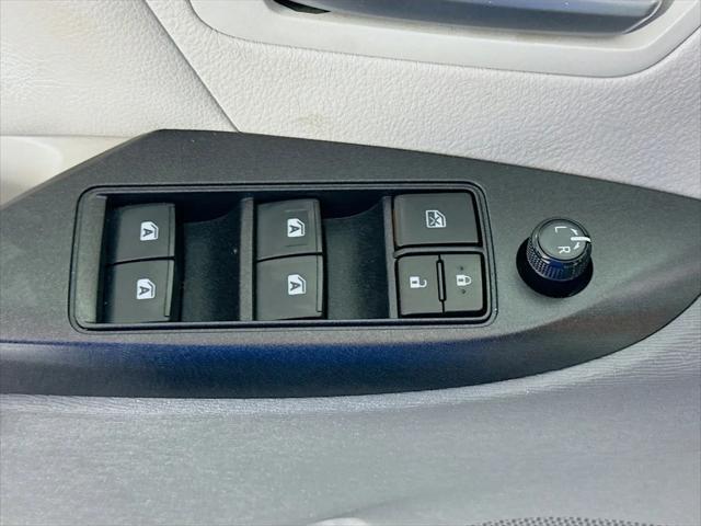2020 Toyota Sienna LE