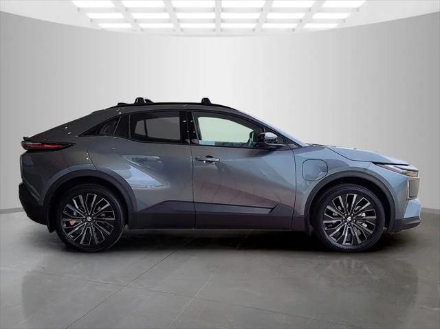 2026 Toyota C-HR XSE