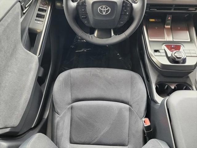 2026 Toyota C-HR XSE