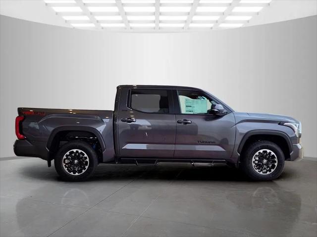 2026 Toyota Tundra SR5 CrewMax 5.5' Bed