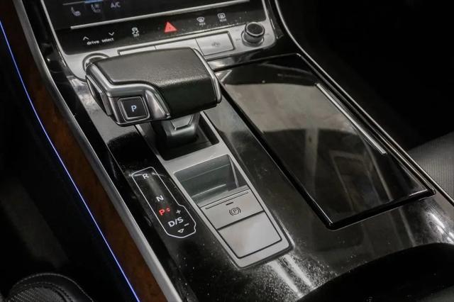 2022 Audi A8 L 55 TFSI quattro Tiptronic