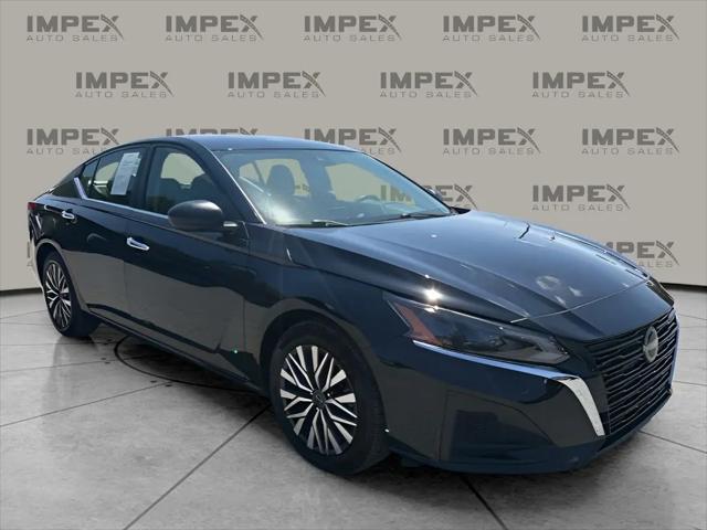 2024 Nissan Altima SV FWD