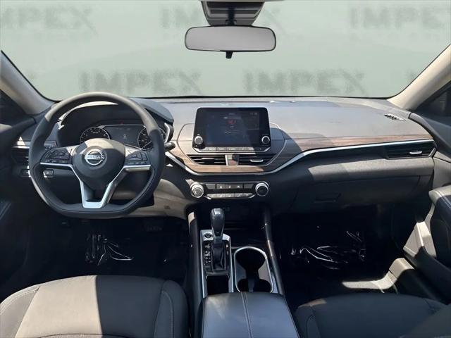 2024 Nissan Altima SV FWD