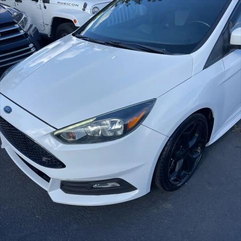 2017 Ford Focus ST
