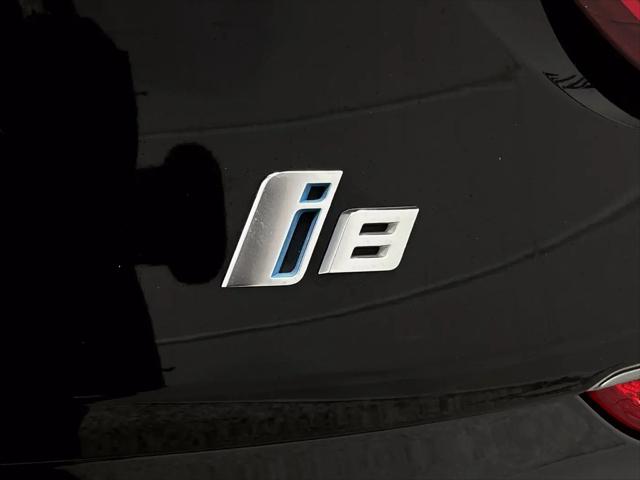 2015 BMW i8 Coupe