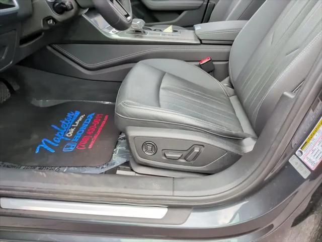 2025 Audi A6 Premium Plus 45 TFSI quattro S tronic