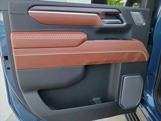 2026 GMC Sierra 2500HD Crew Cab, Standard Bed, Denali Ultimate, 4WD