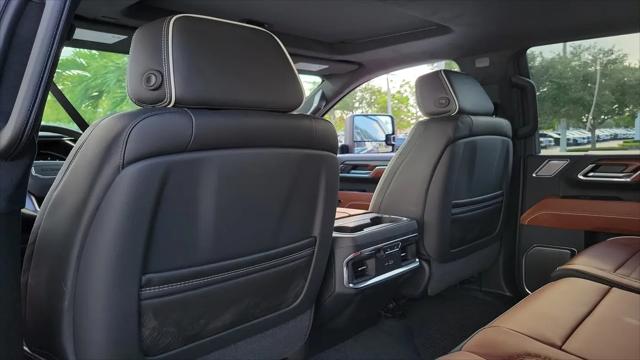 2026 GMC Sierra 2500HD Crew Cab, Standard Bed, Denali Ultimate, 4WD