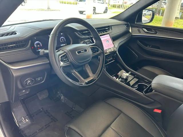 2025 Jeep Grand Cherokee L Overland 4x4