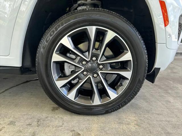 2025 Jeep Grand Cherokee L Overland 4x4