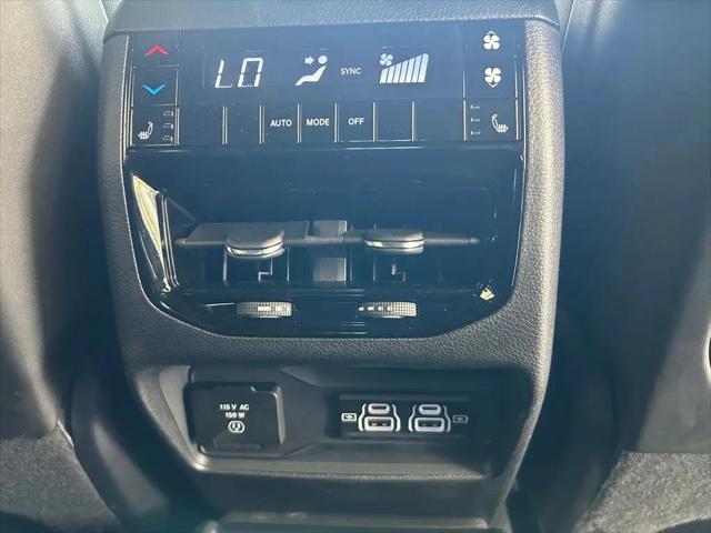 2025 Jeep Grand Cherokee L Overland 4x4