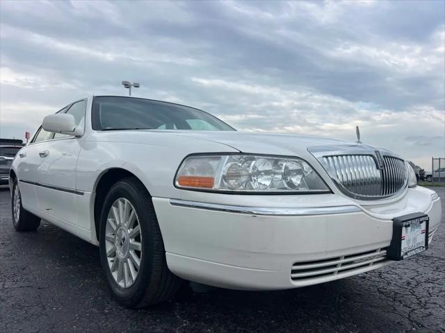 2003 Lincoln Town Car Signature for sale near Franklin, OH