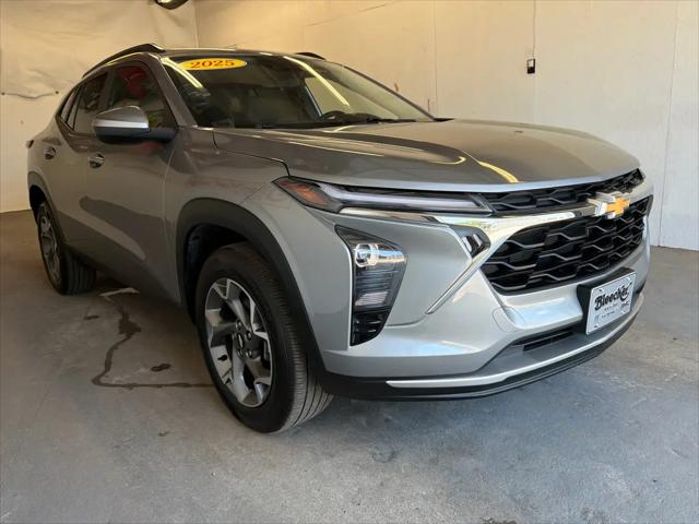 2025 Chevrolet Trax FWD LT
